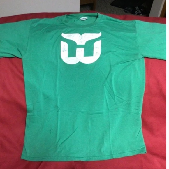NHL HARTFORD Whalers tshirt - Picture 1 of 2